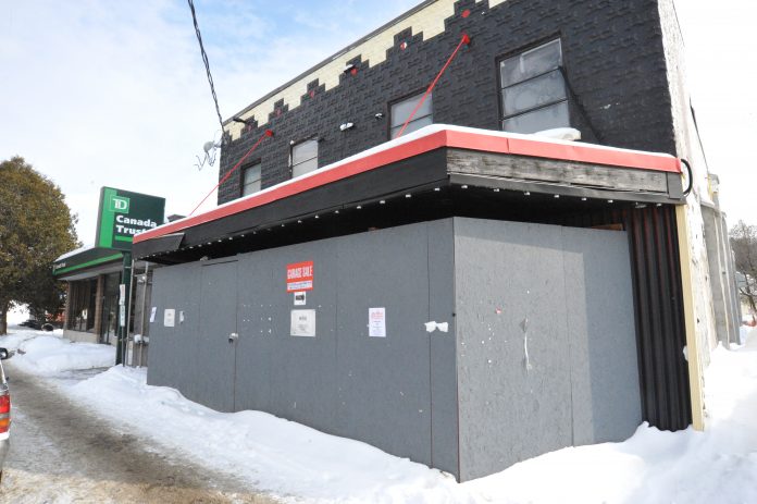 LG-Beaver theatre apartments