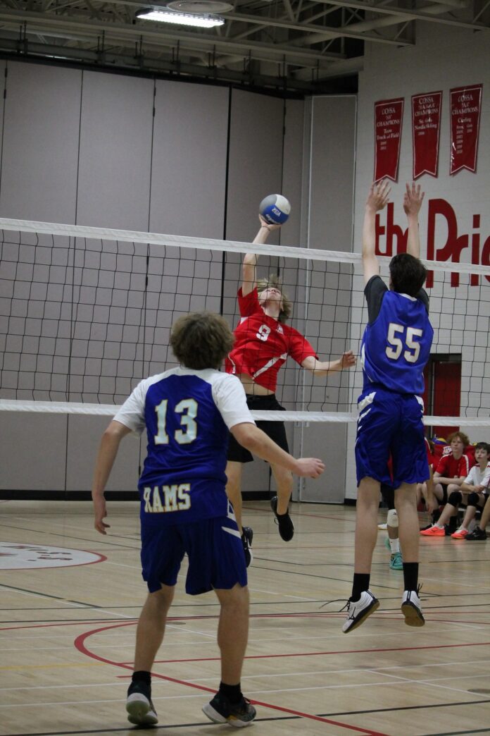 LG-volleyball - Hudson Horsley