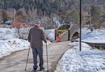 Mayor says new footbridge a priority